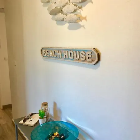 Ou La & La A Vos Pieds Calvi (Corsica)