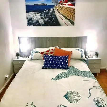 Ou La & La A Vos Pieds *